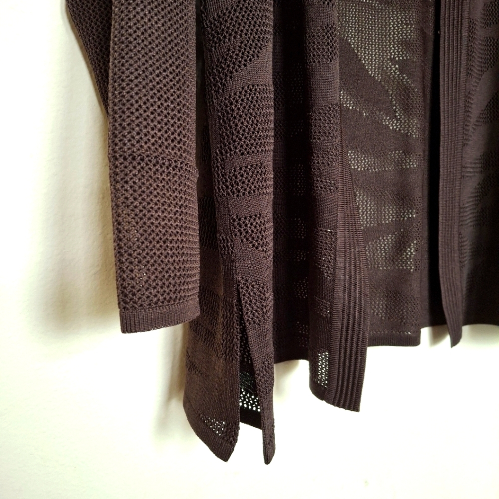 Exclusively Misook Textured Swirl Pattern Knit Ca… - image 4